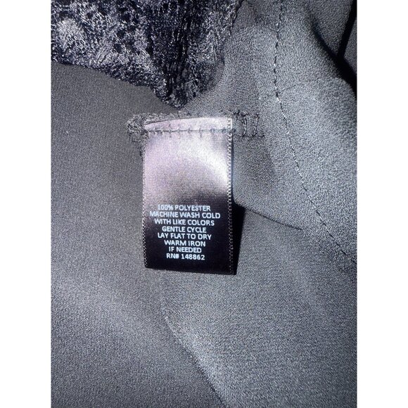 Torrid Womens Cold Shoulder Black Lace Top Size L - Picture 8 of 9